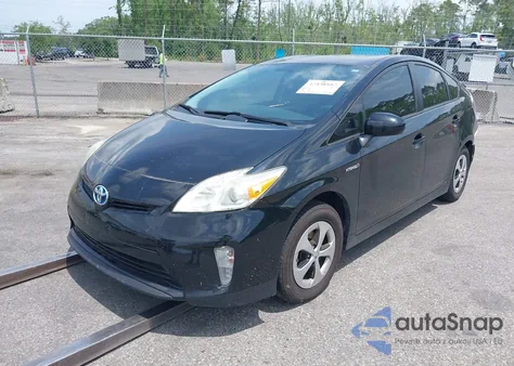 2014 Toyota Prius z USA, uszkodzony, nr VIN JTDKN3DUXE0369142